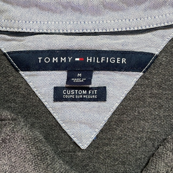 Men’s Gray Tommy Hilfiger Polo Size Medium - Picture 3 of 3